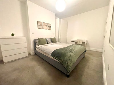 Double room for rent in zone 2 NW London  Main Photo