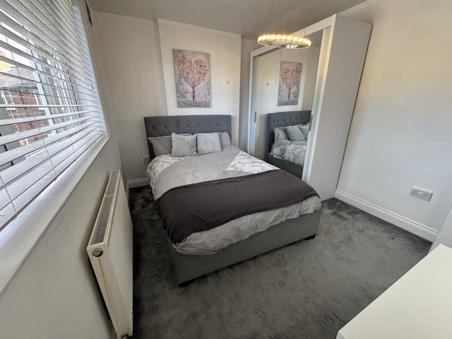 Stylish, Modern Rooms in a Prime Central Location Main Photo