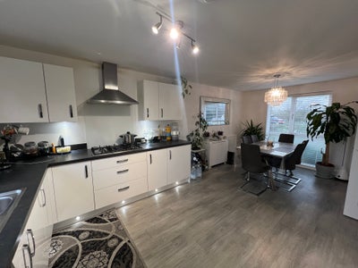 Double room / Double en-suite room available Main Photo