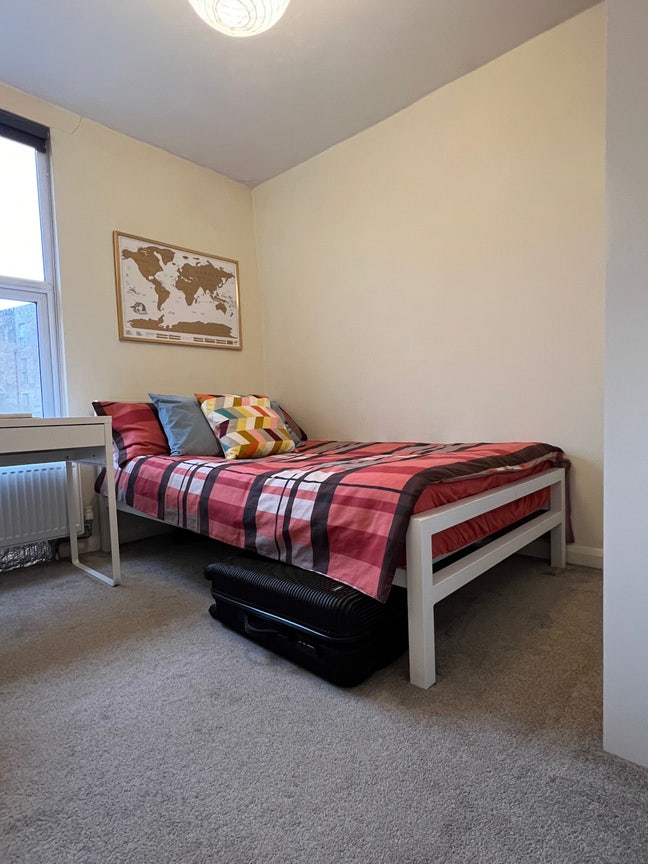 Bright and Warm Double Room Main Photo