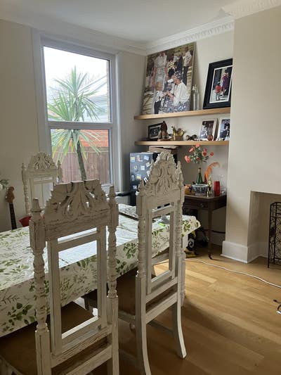 Lovely single room in house close tube N2  Main Photo