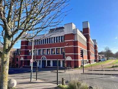 Contractor-Friendly, Bills included, Gym & Parking Main Photo