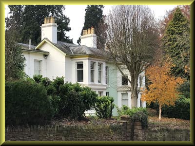 Large Furnished Double with off-street Parking!! Main Photo