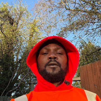 Professional Male seeks a double room Main Photo