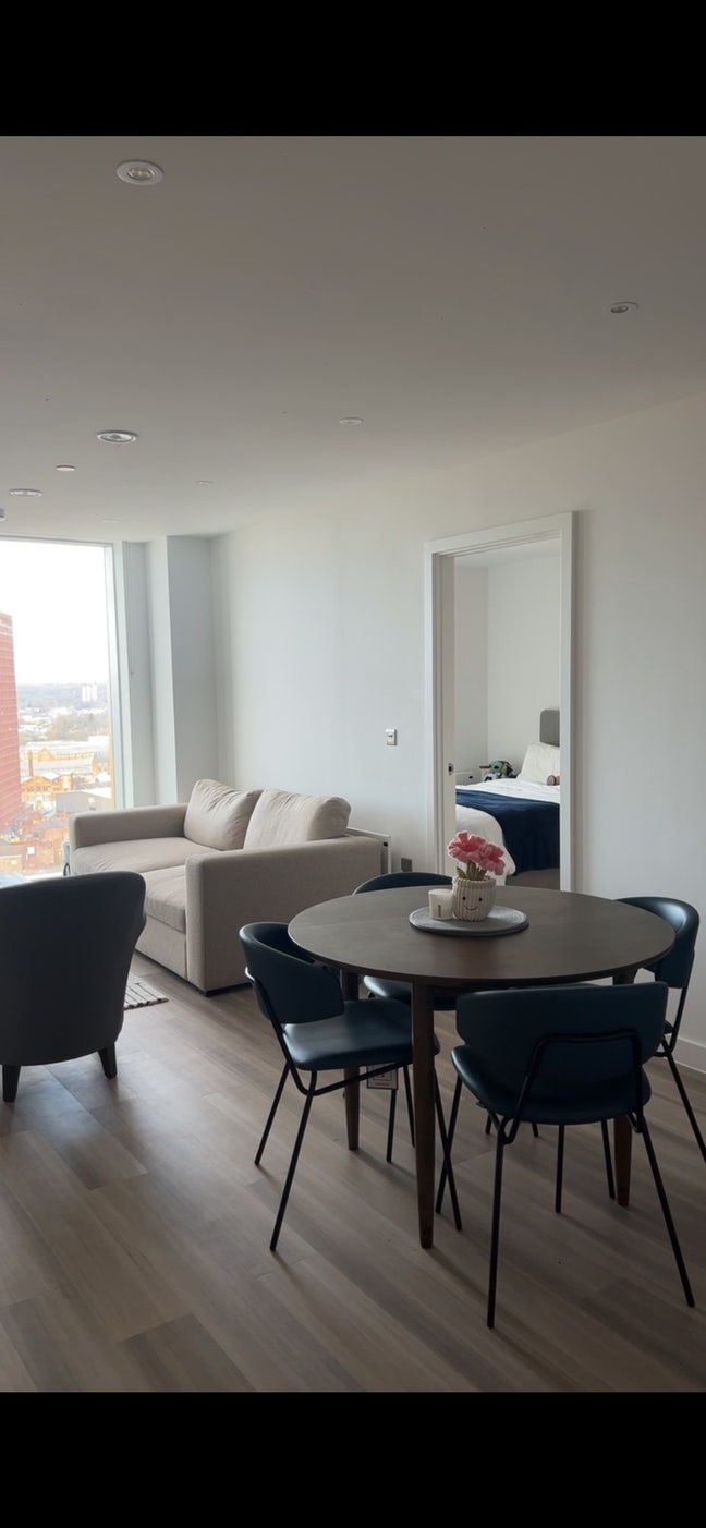 Flat in City Centre  Main Photo