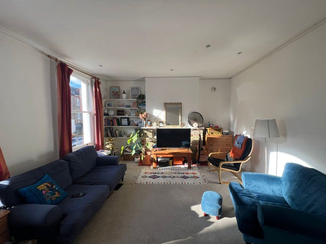 Modern, spacious flat near Kilburn/West Hampstead Main Photo