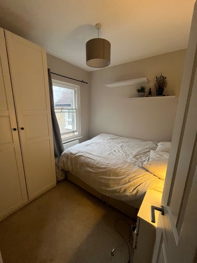 Room for lease take over Main Photo