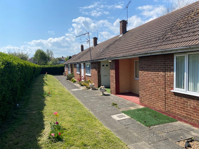 1 Bed Bungalow, Pattens Place, ME1 Main Photo