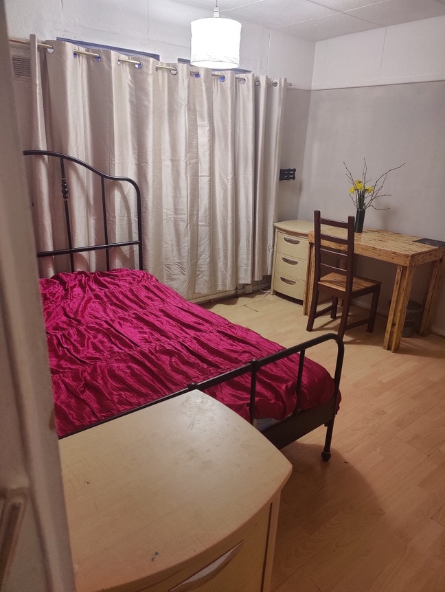 Yuliya Belan  Main Photo