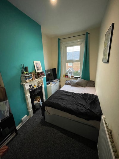 Double Room - All Bills Included Main Photo