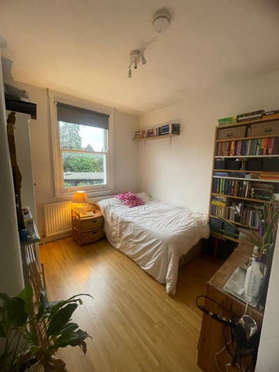 Double room in friendly Harringay house Main Photo