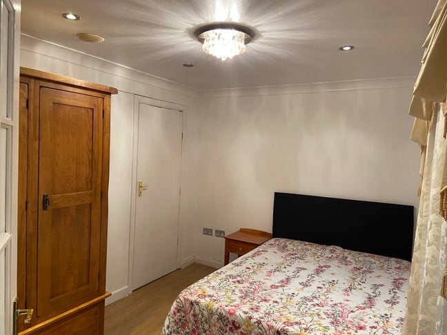 Double Room with Seperate Bathroom Main Photo