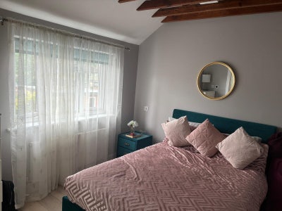 Double bedroom ensuite room available  Main Photo