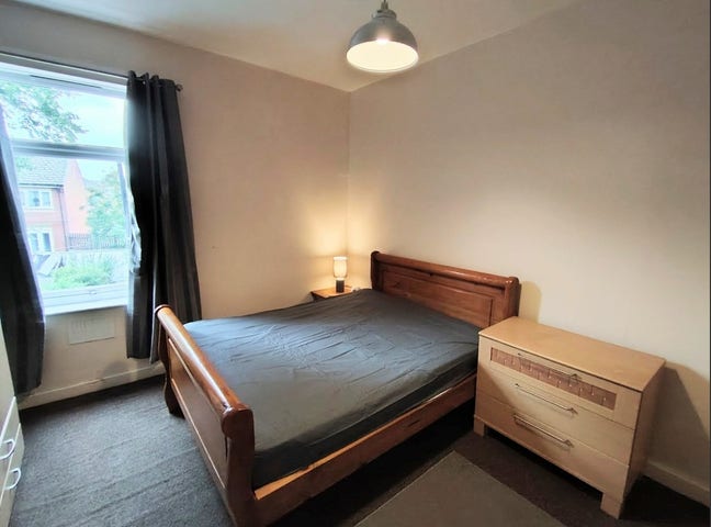 Double room in Crewe &pound;95 pw  all in Main Photo