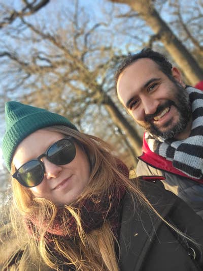 Chill, clean and friendly couple Main Photo