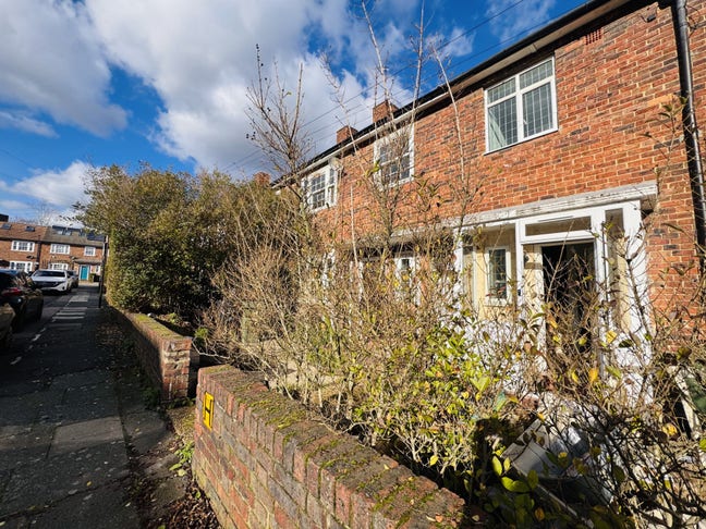 Newly Refurb 4Bed House Allnutt Way Clapham Common Main Photo