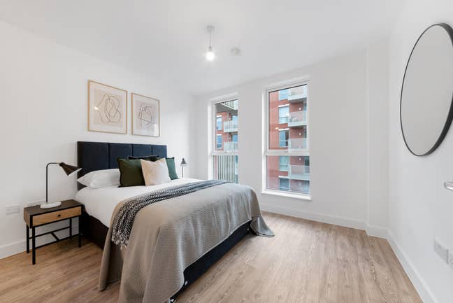 Brand New 1 Bedroom - Wood Street Main Photo