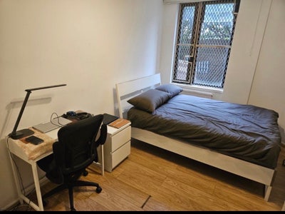 Spacious double Room in Portobello  Main Photo