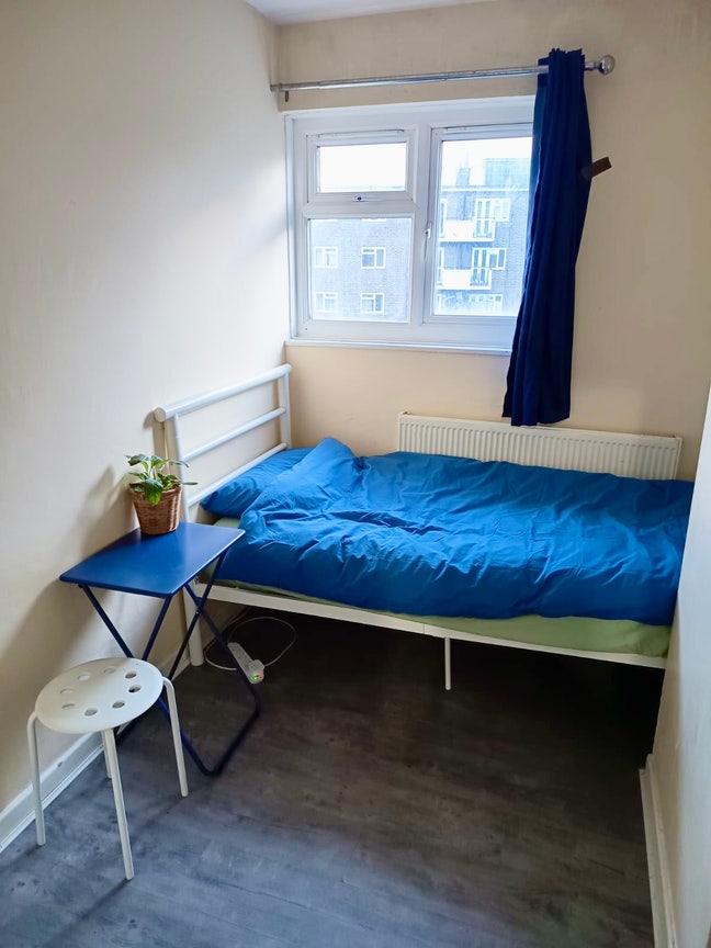 Single room old street  Main Photo