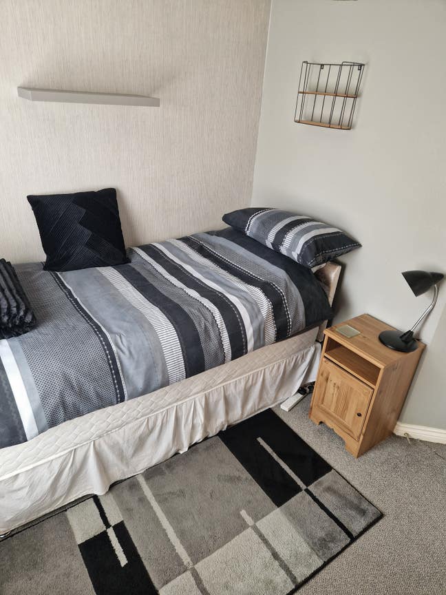 Single Room  Main Photo