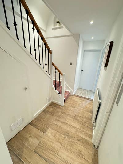 Lovely room near Crossharbour Main Photo