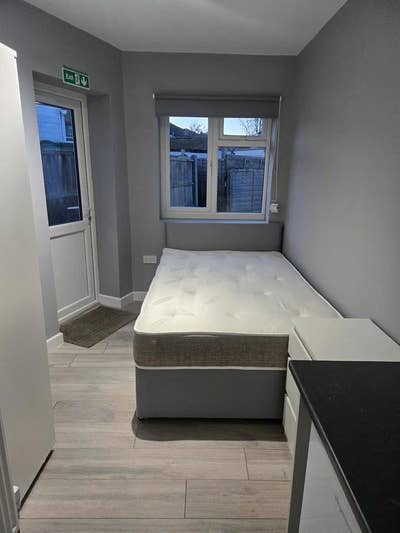 Brand New Studio – UB4 - All bills included Main Photo