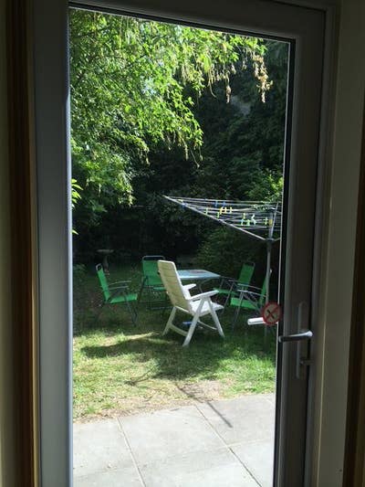 Single in Preston Road Main Photo