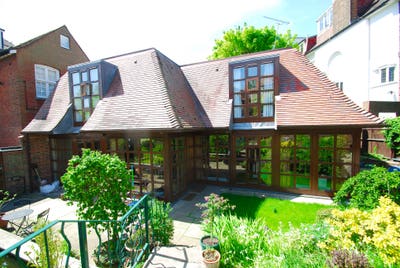 Detached three bedroom, two bathroom house NW3 Main Photo