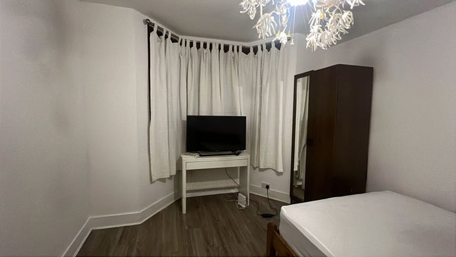 Nice room in a friendly property  Main Photo