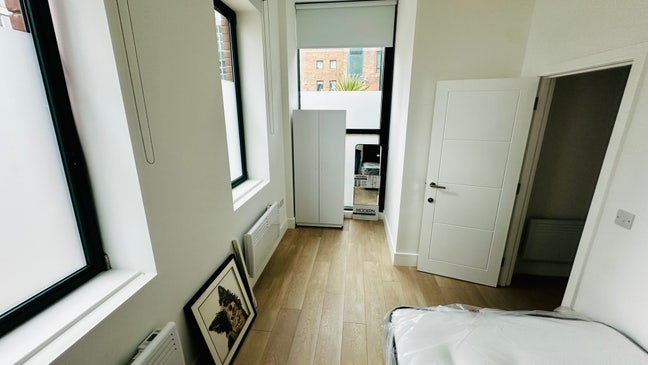 Crossharbour DLR – Brand New Rooms – Available Now Main Photo