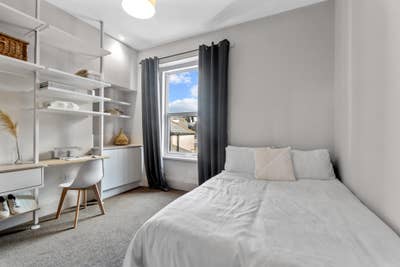 ✨Spacious En-suite Room!✨ Main Photo