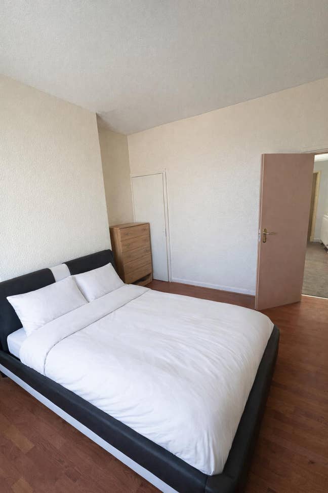 3 DSS Double Rooms Available - Off Ladypool Rd Main Photo