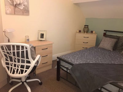 Great house share on Wingrove Road Main Photo