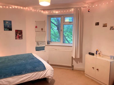 Double bed Main Photo