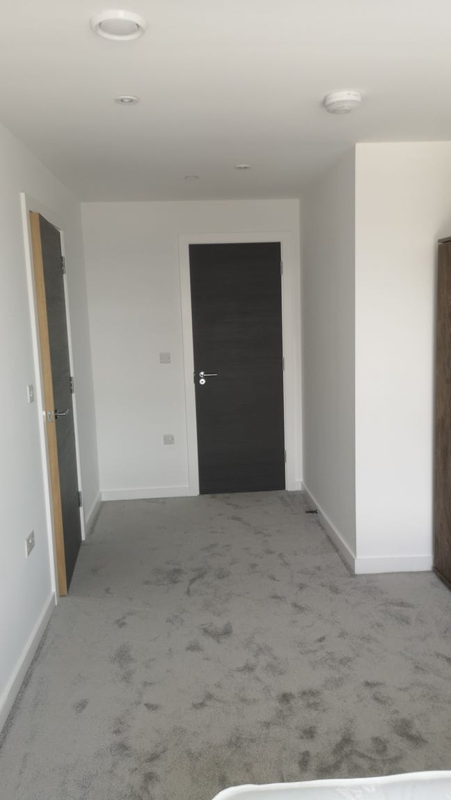 En-suite double bedroom Main Photo