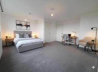 ✨Stunning Super-Sized En-Suite🔥 Main Photo