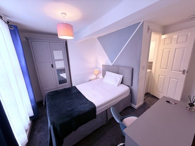 Modern Ensuite Double Rooms - Bills Included Main Photo
