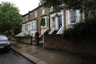 Stunning Flat! Notting Hill at Your Doorstep Main Photo