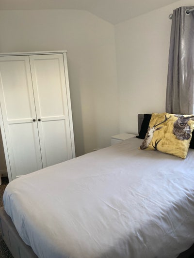 En suite double room in NR1 Main Photo