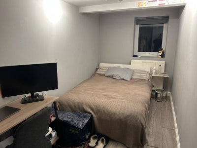 Cosy double room in amazing location Main Photo