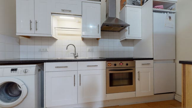 A Great Flat in Walworth-Book a Viewing Main Photo