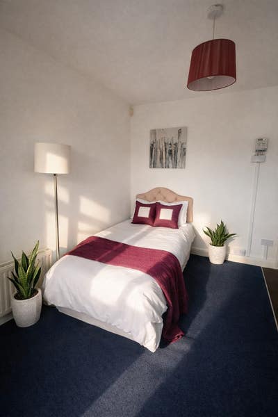 Modern Studio in Desirable Wolverhampton  Main Photo