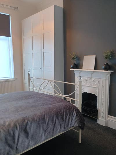 Professional & Homely nr Lindley/Shops/HRi/Bus Main Photo