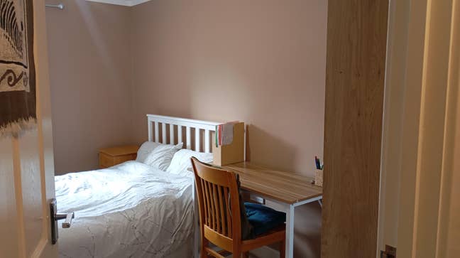 Room in a Shared Flat, Raynald Road, S2 Main Photo