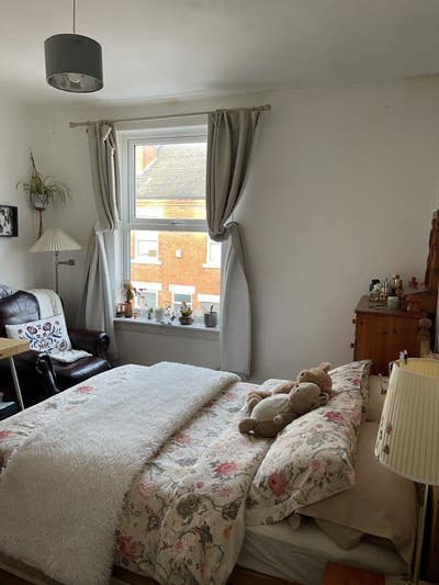 Cute Double in Victorian terrace Main Photo