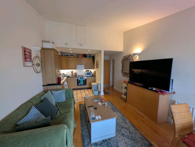 Room available from end of May Main Photo