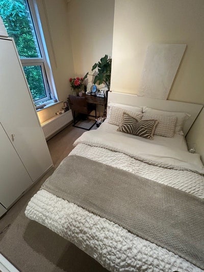 Room in New Cross Main Photo