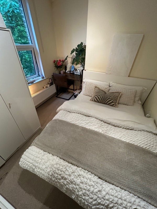 Room in New Cross Main Photo