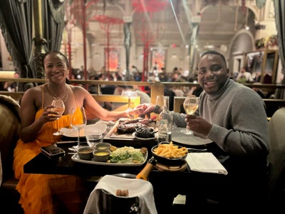 SHORT LET - Whole properties / appartments only! Main Photo