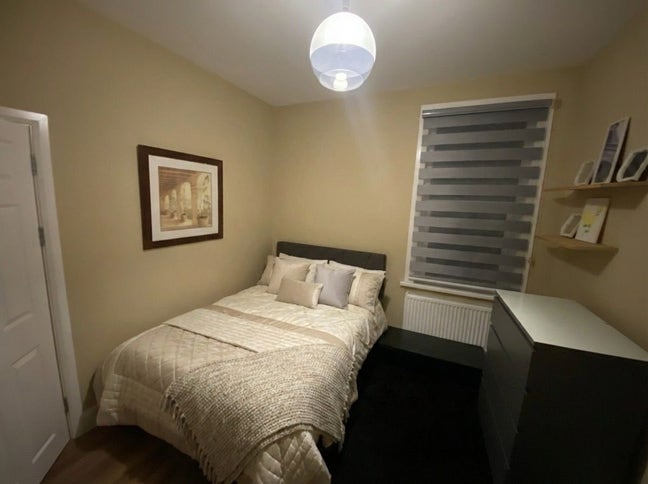 Room to rent  Main Photo